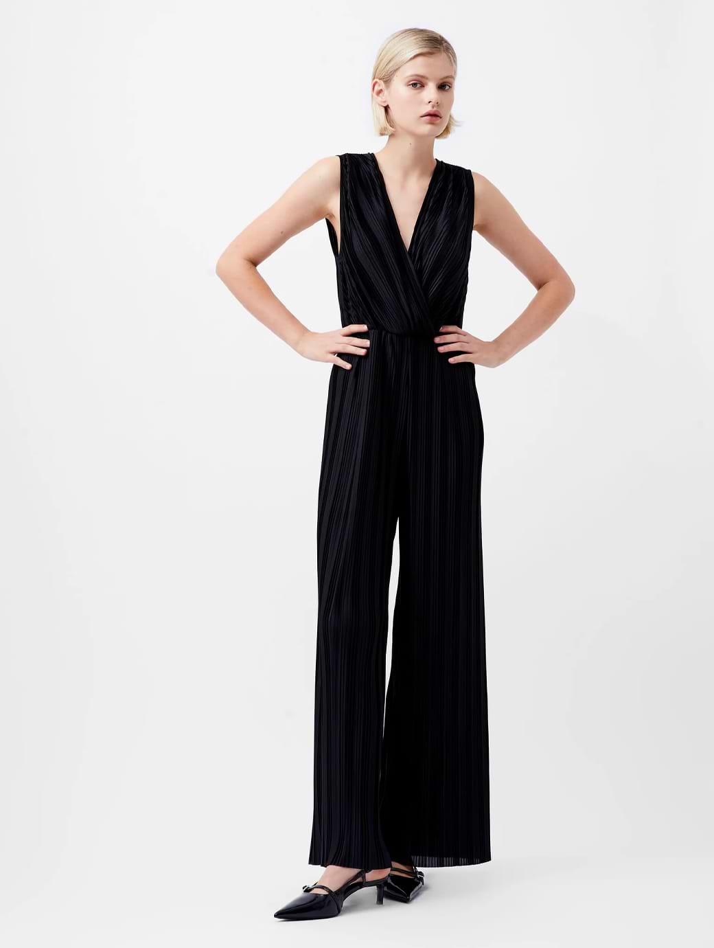 French Connection Ronnie Pleated V-neck Jumpsuit Blackout