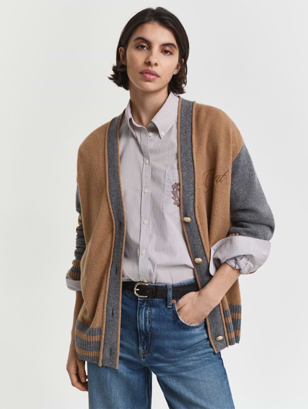 Gant Women's Varsity V-neck Cardigan Whiskey Brown