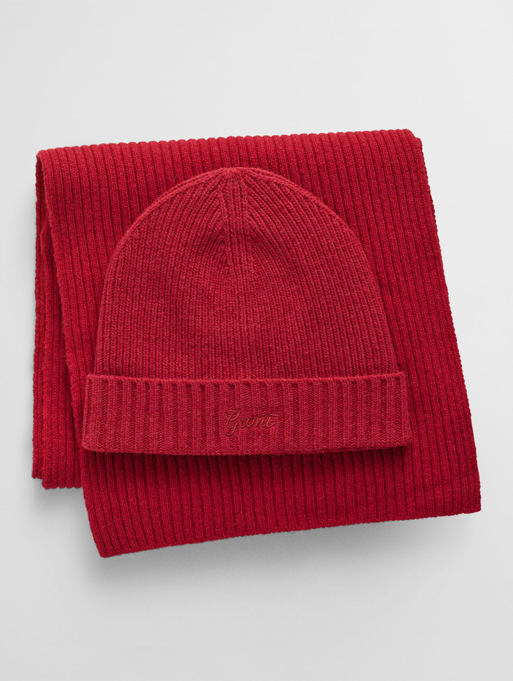 Gant Womens Script Beanie Scarf Gift Set Cherry Red