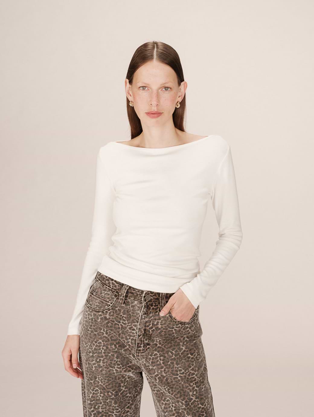 Grace & Mila Women's Stanley T-shirt Ivory