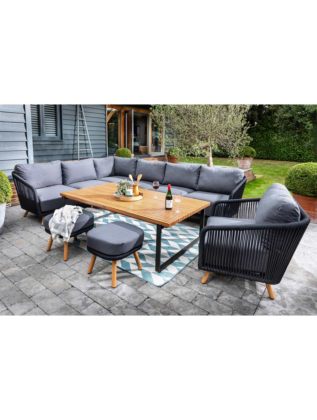 Hartman Eden Rectangular Casual Dining Set Carbon/Noir/Acacia