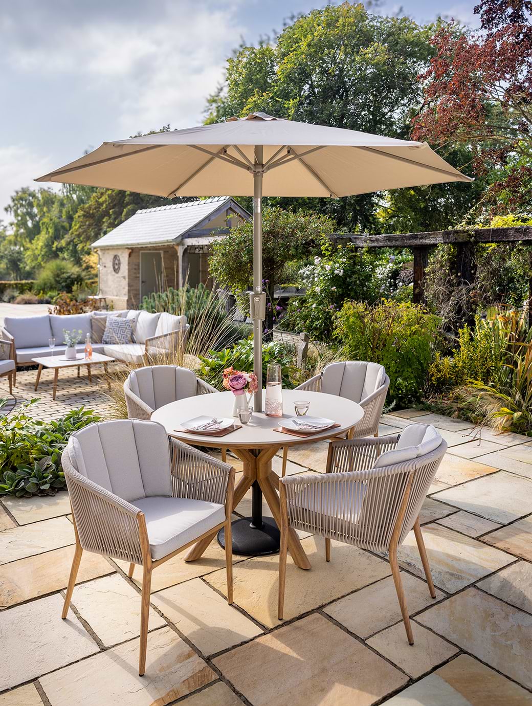 Hartman Portico 4 Seat Round Dining Set Teak