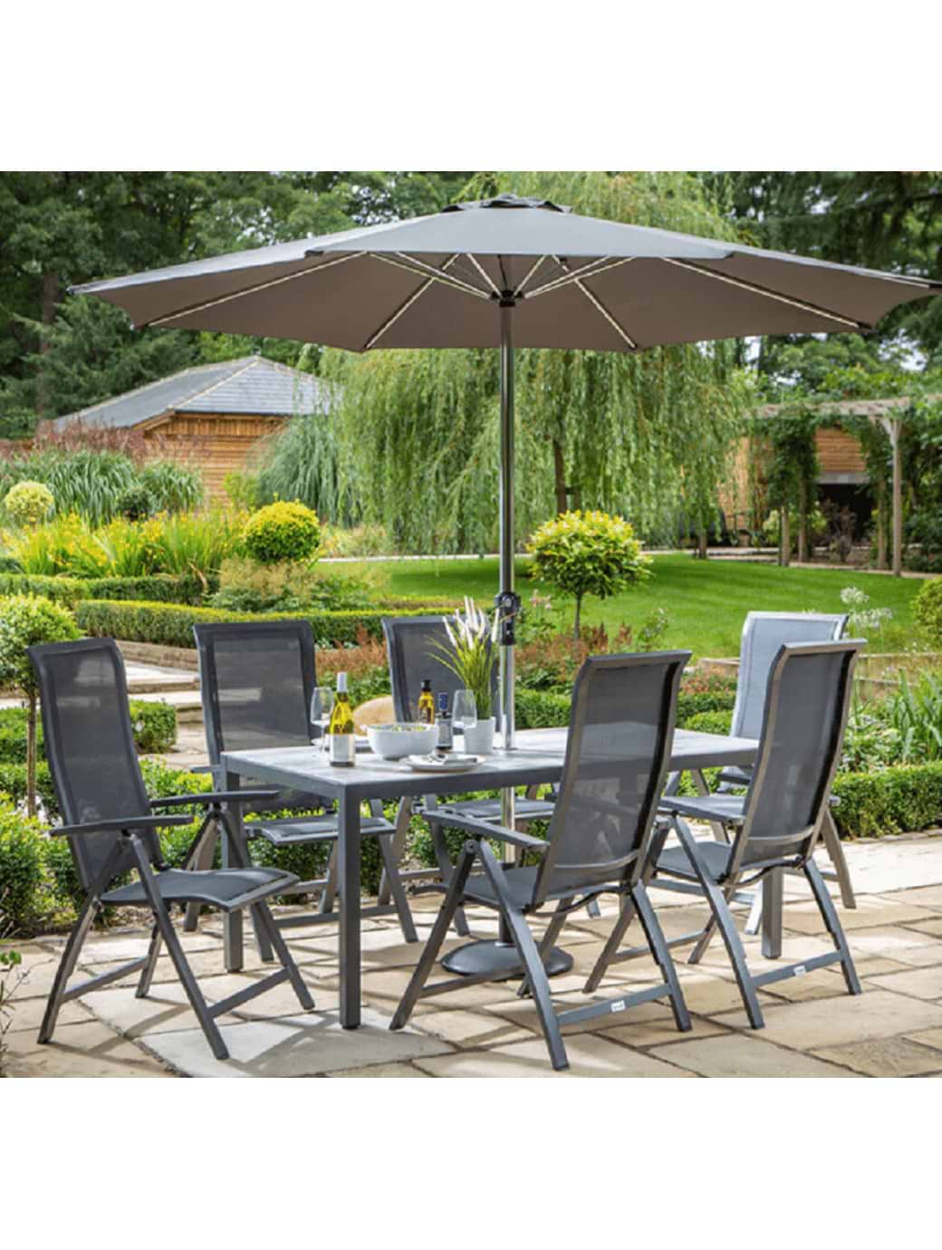 HARTMAN VIENNA 4 SEAT ROUND SET