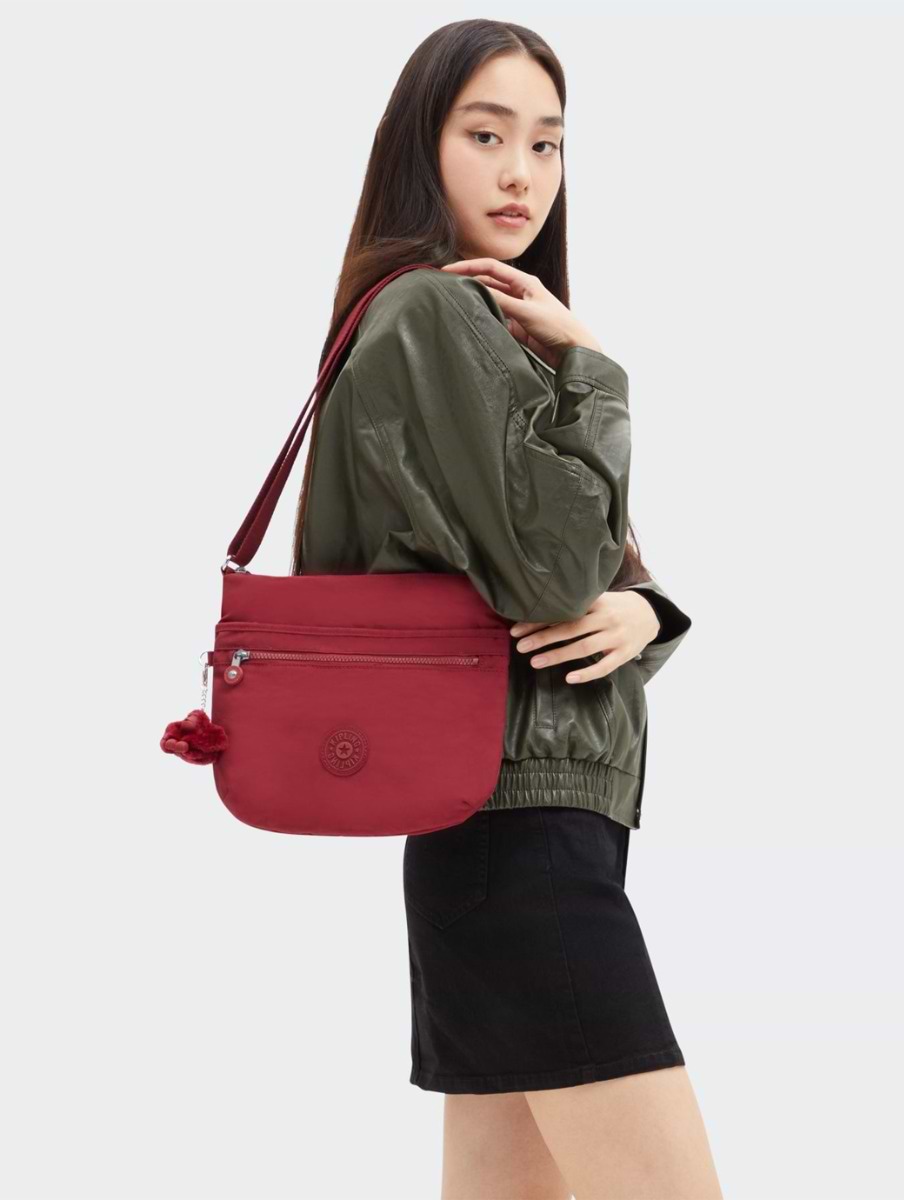 Kipling arto s black hotsell