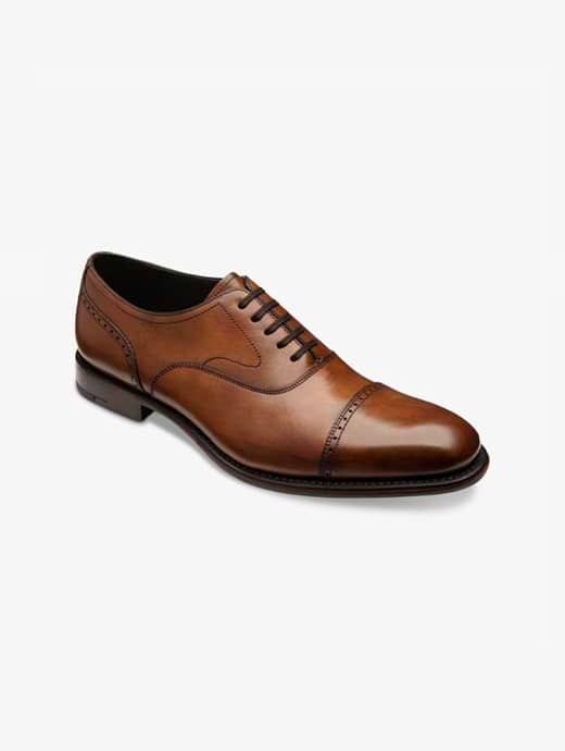 Loake Men's Hughes Hand Painted Calf Punched Toe Cap Brogue Chestnut Brown