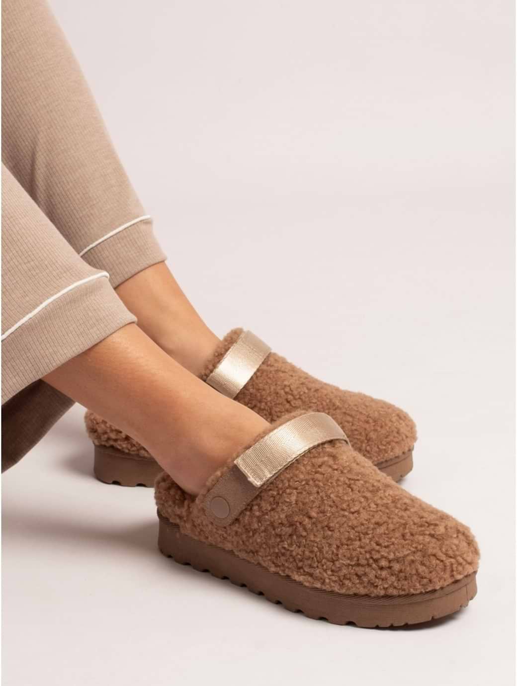 Lunar Women's Naples Slipper Mink