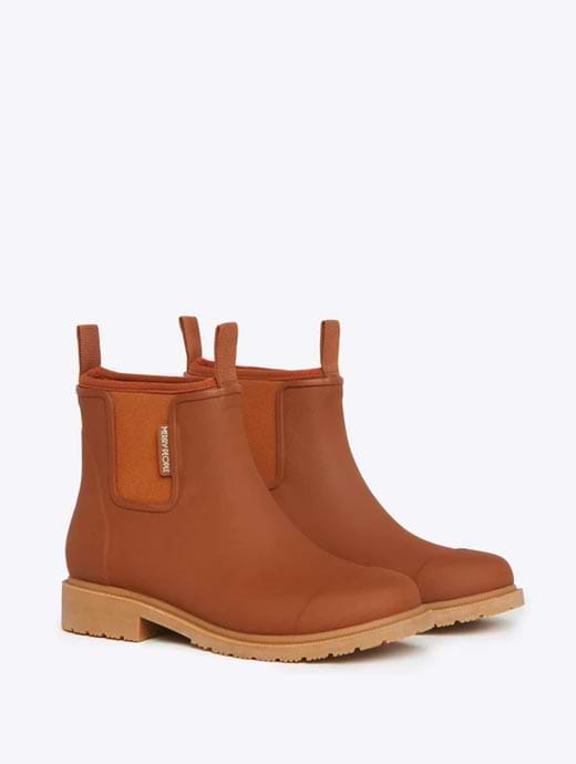 Merry People Women's Bobbi Welly Boot Rust