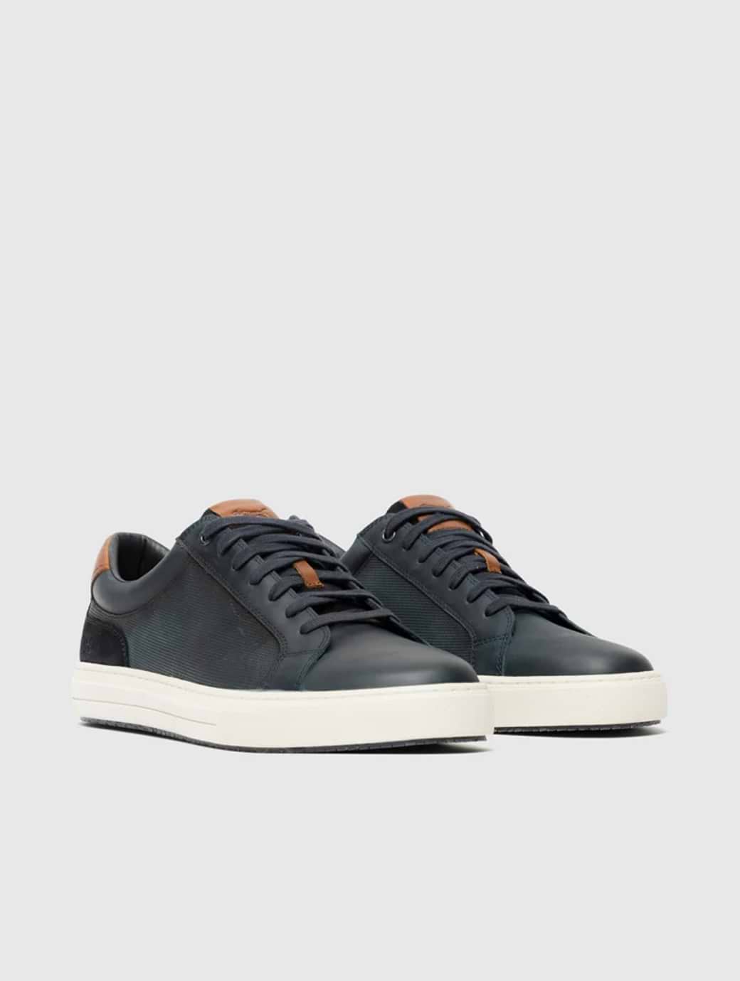Rodd & Gunn Men's Transit Trainer Sea