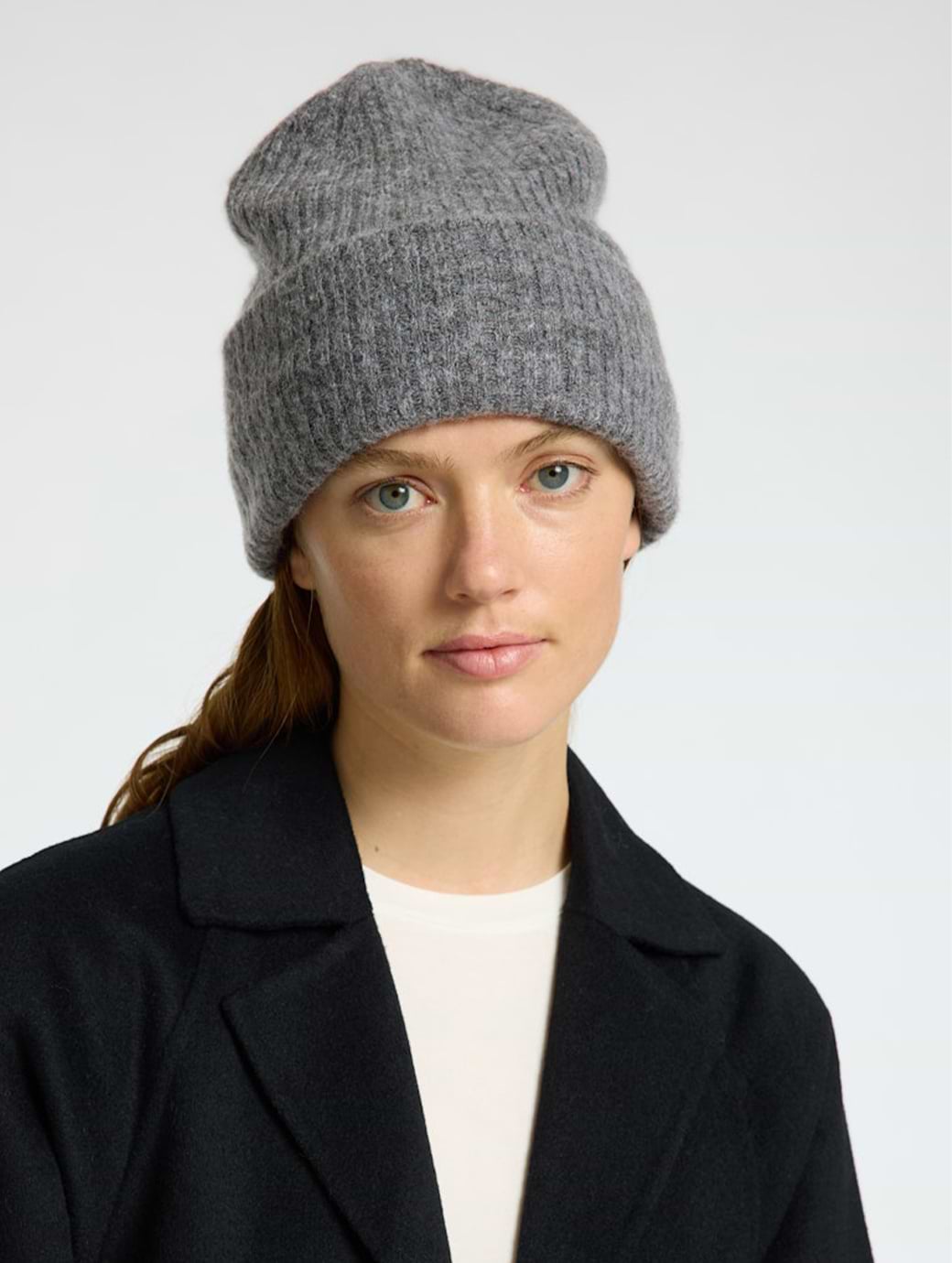 Selected Femme Maline Lano Beanie Medium Grey
