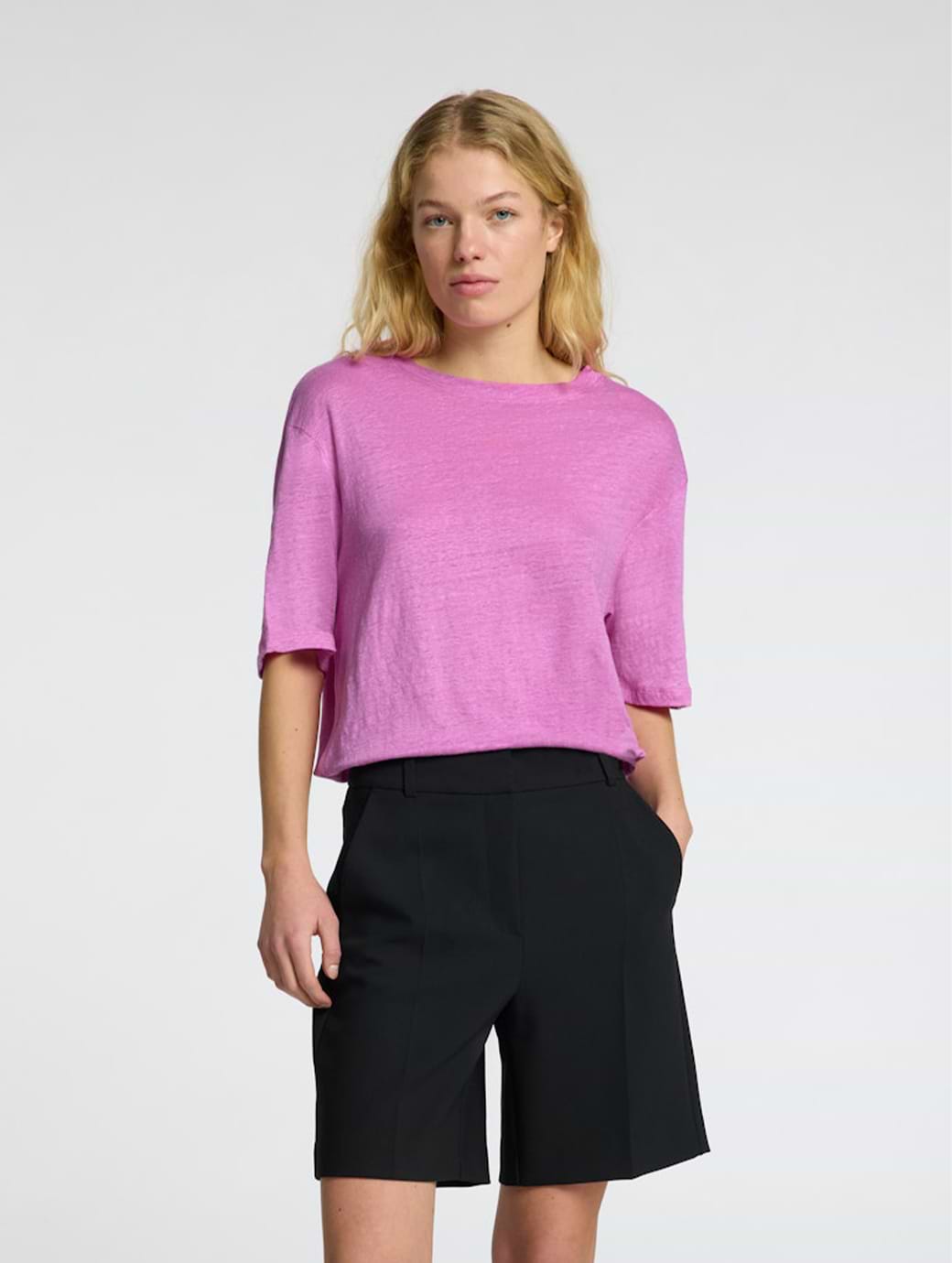 Selected Femme Vilja Linen Short Sleeve Tee First Bloom