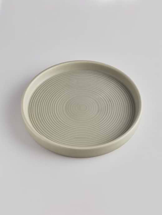 St Eval Large Candle Plate Light Grey