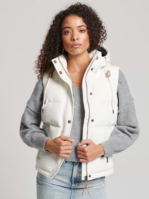 Superdry Women s Vintage Hooded Everest Gilet New Chalk