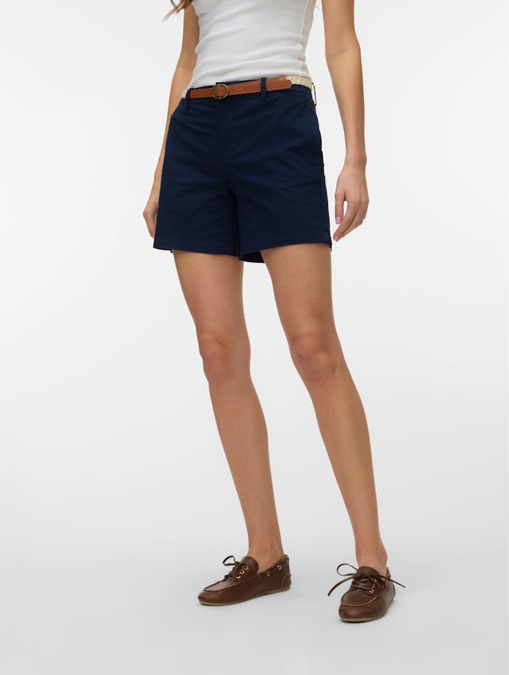 Vero Moda Women's Fieby Midweight Tapered Chino Short Shorts Navy Blazer