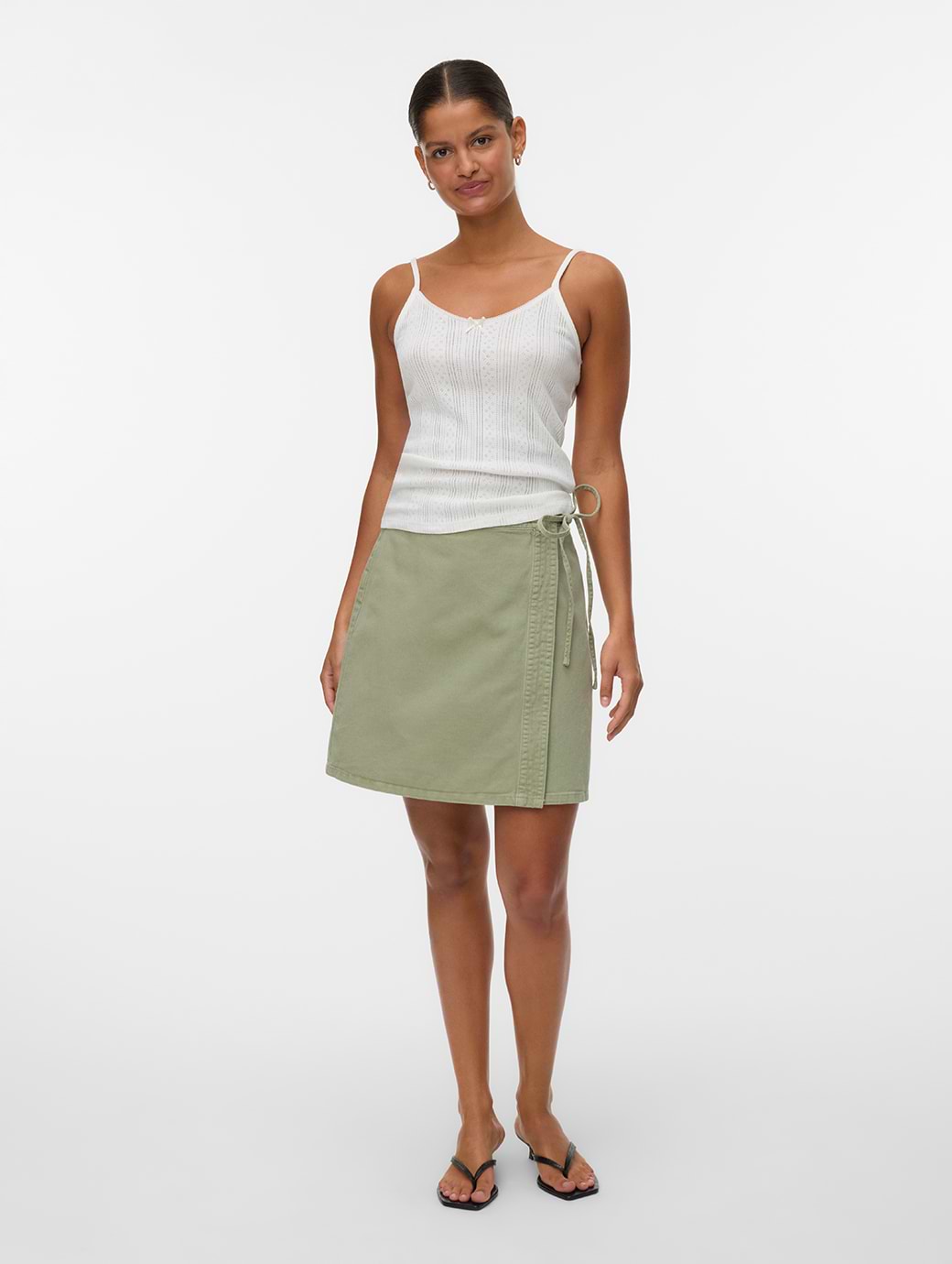 Vero Moda Women's Liza Mid Rise Short Denim Wrap Skirt Laurel Wreath