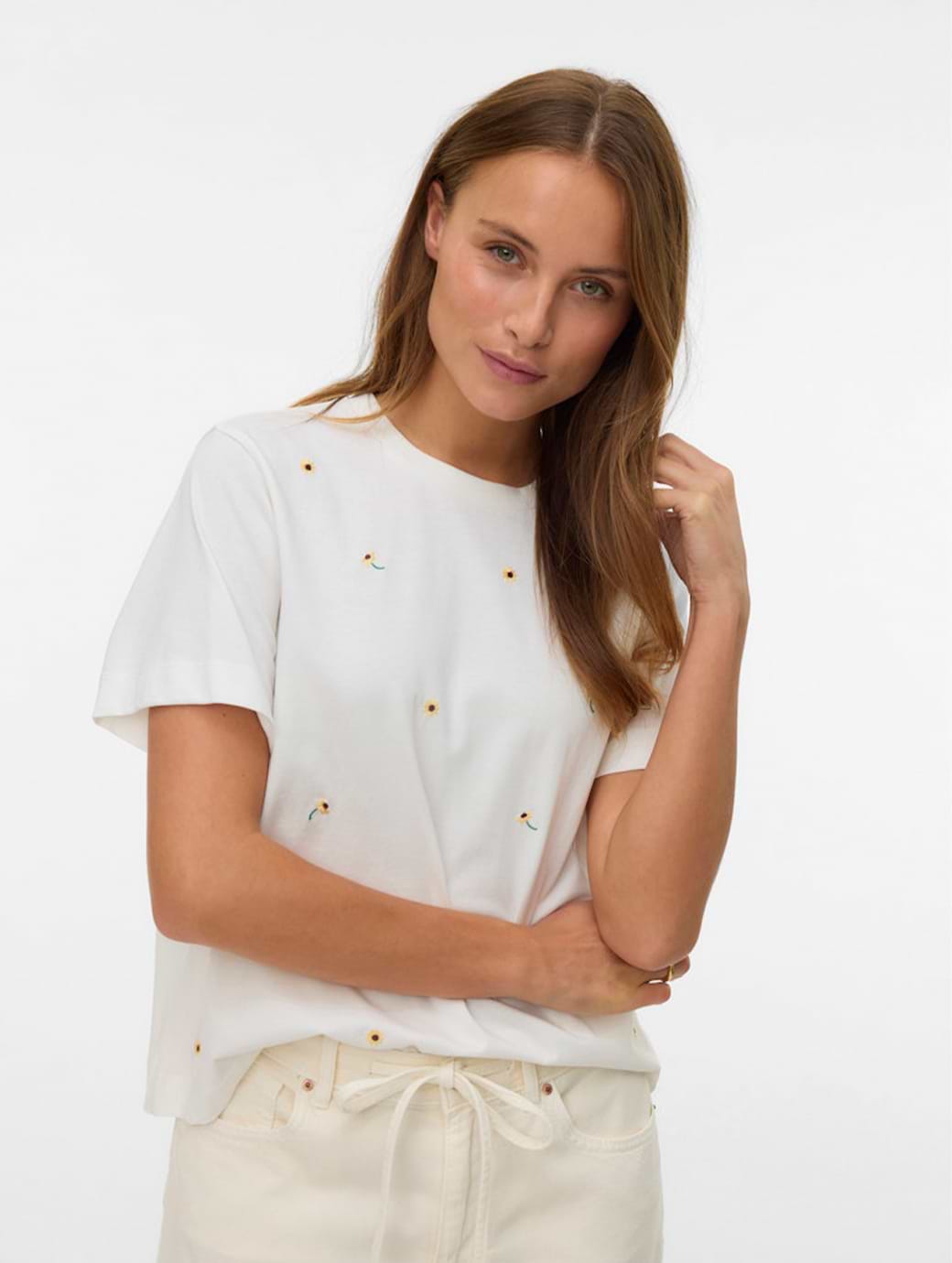 Vero Moda Women's Sola Mette Short Sleeve Box Top Snow White Sunflower