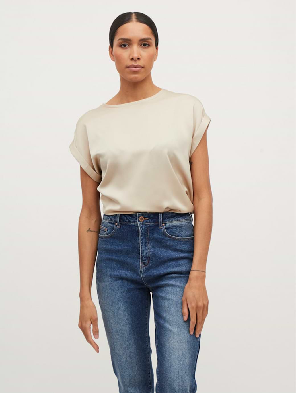 Vila Elette Short Sleeve Satin Top Cement
