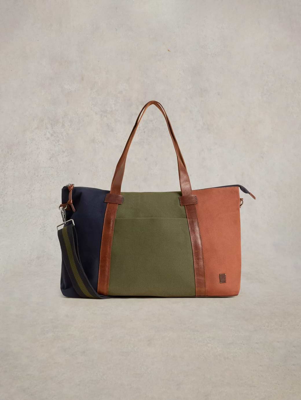 White Stuff Harry Canvas Holdall Bag Green