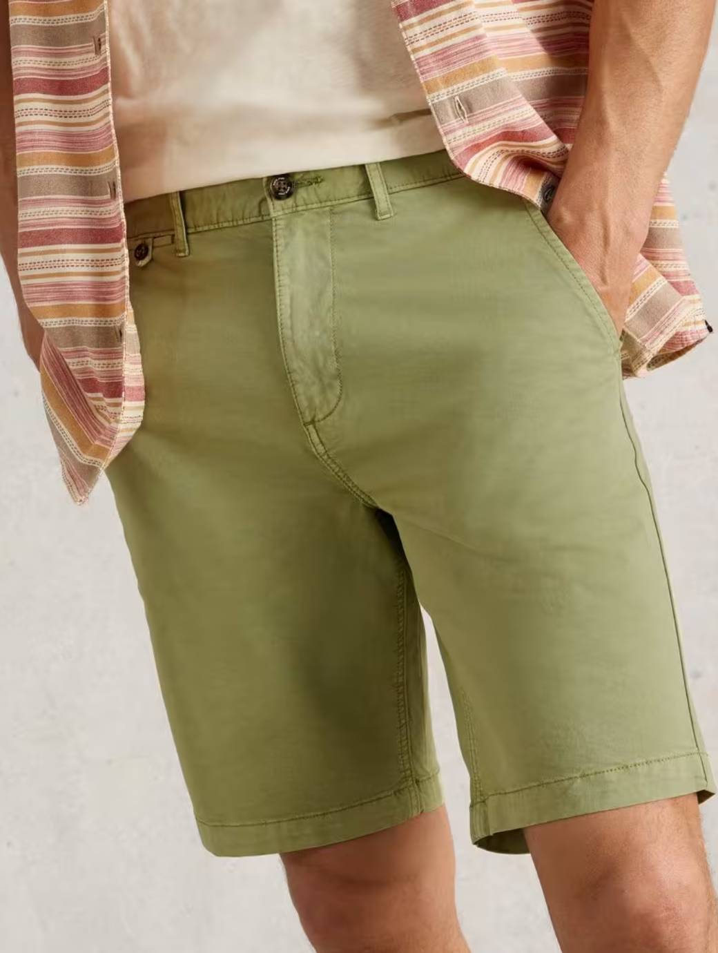 White Stuff Men's Sutton Organic Chino Short Light Green