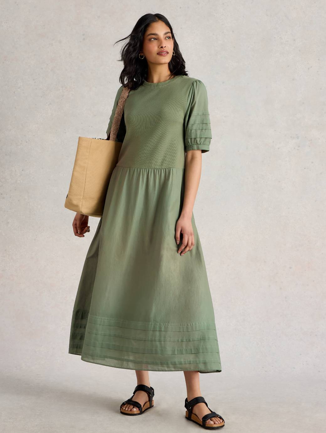 grass green prom dress Amazing Column Satin Sweetheart Sleeveless Green Prom Dresses With Ruf –  misshow.com main image 0