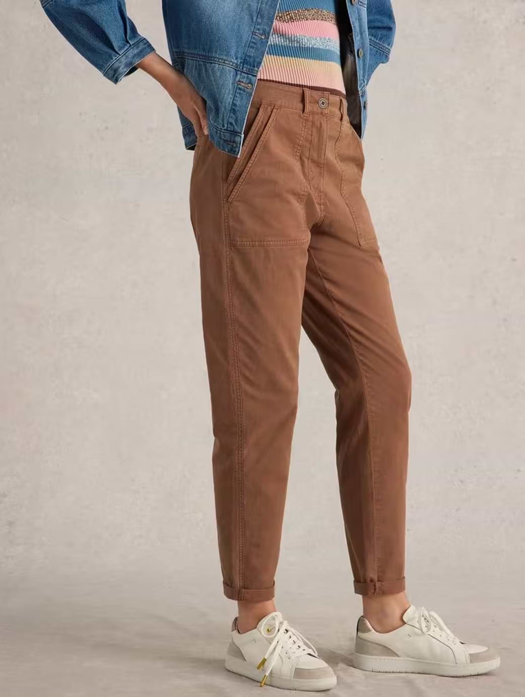 White Stuff Women's Twister Chino Trouser Short Dark Tan