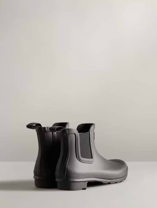 Hunter slim fit chelsea boots hotsell