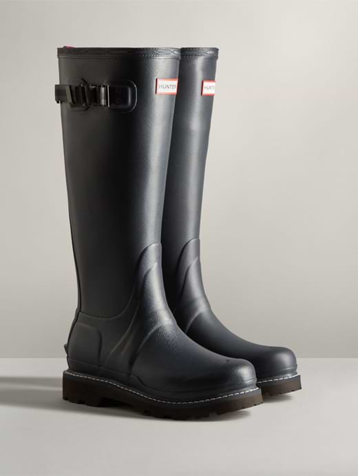 Hunter Women s Balmoral Commando Sole Boot Navy Peppercorn