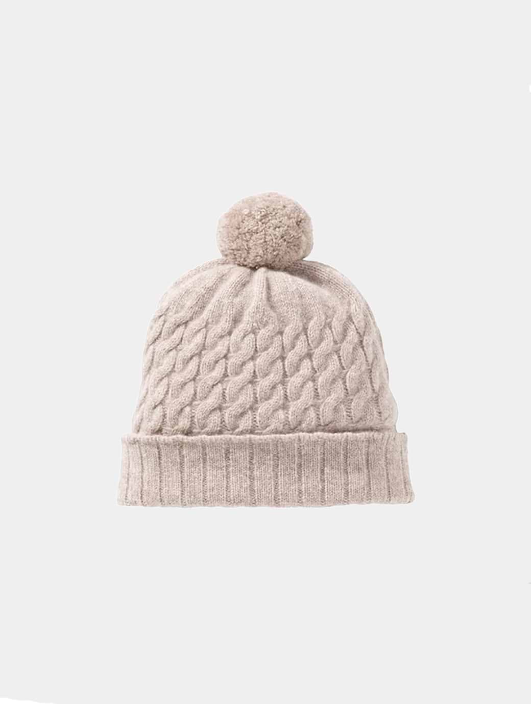 ALAN PAINE LOCHPINE CABLE HAT ECRU