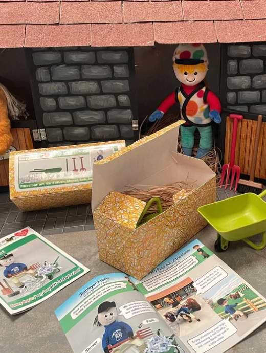 Crafty Ponies Muck Out Set