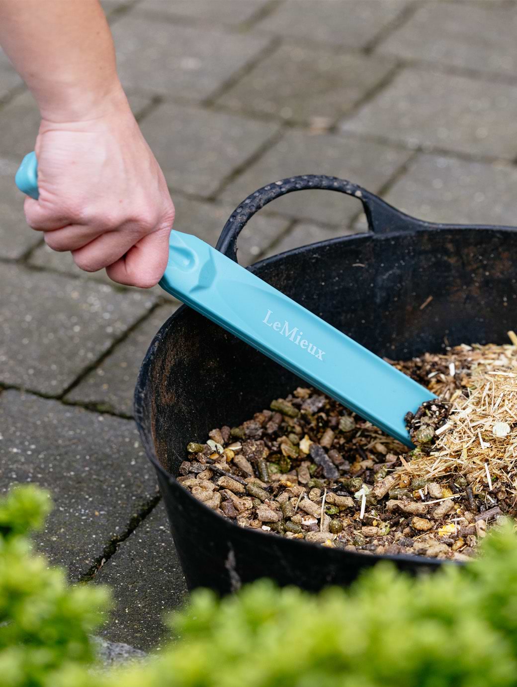 LeMieux Feed Stirrer Lagoon