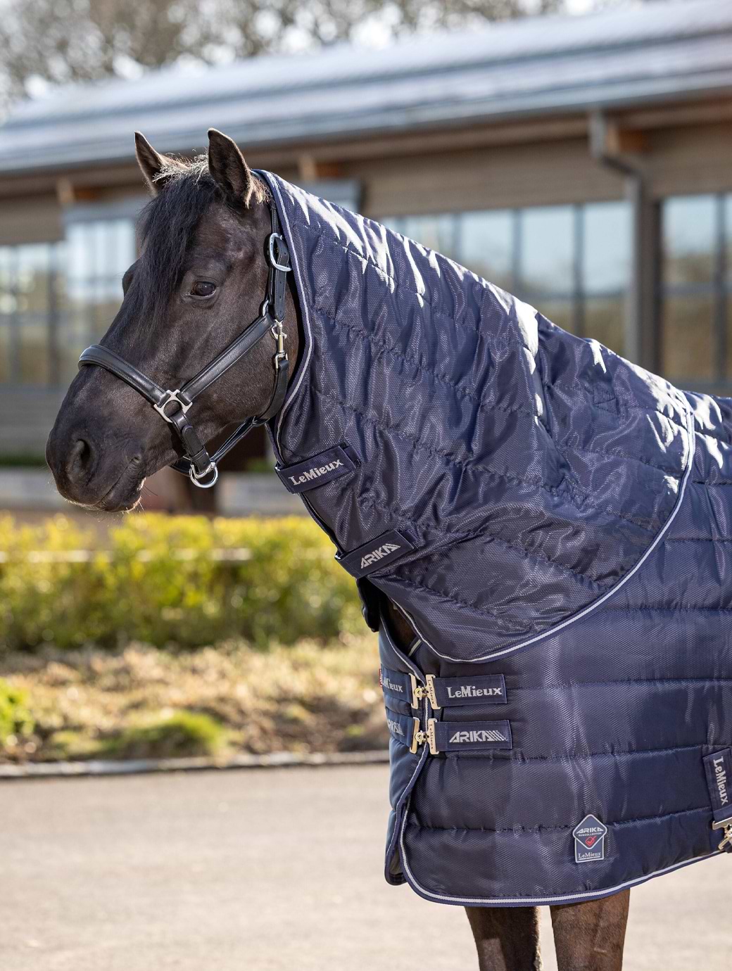 LeMieux Arika Stable-Tek Neck Cover 100g Navy