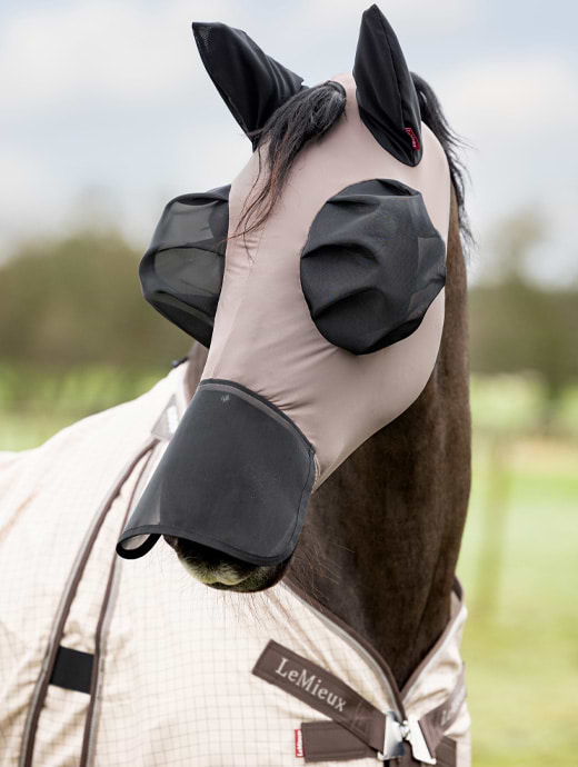 LeMieux Bug Relief Full Mask Walnut