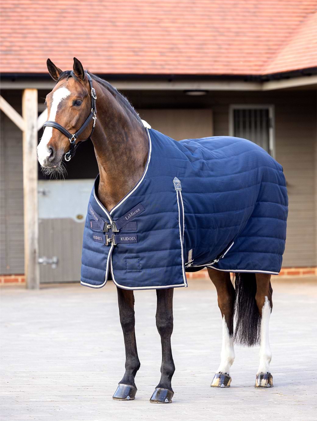 LeMieux Kudos Stable Rug 100g Navy