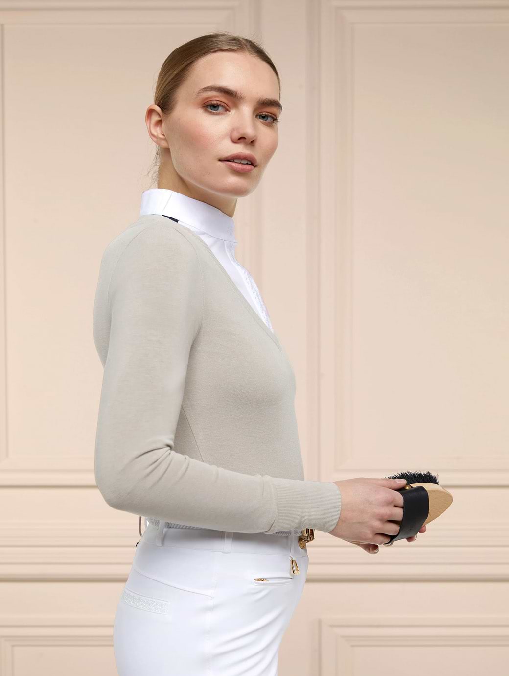 Holland Cooper Soft Touch V-Neck Soft Grey