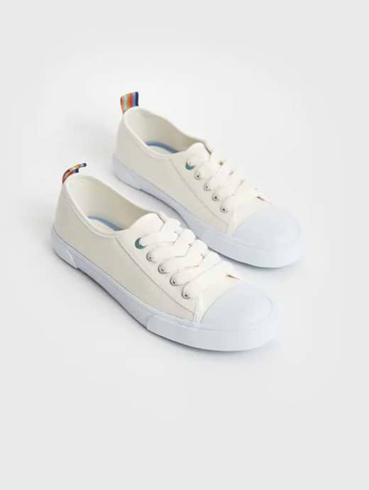 White stuff pumps outlet
