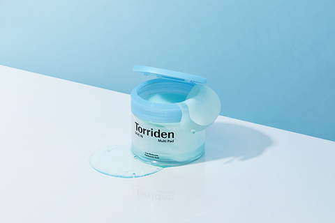 dive in - disques tonifiants et apaisants à l’acide hyaluronique