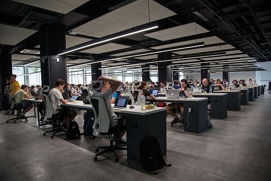 5 astuces pour rester concentré en Open Space