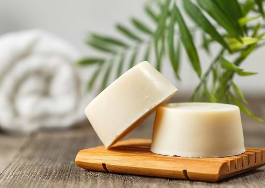Les cosmétiques solides : pourquoi vous allez les adopter!