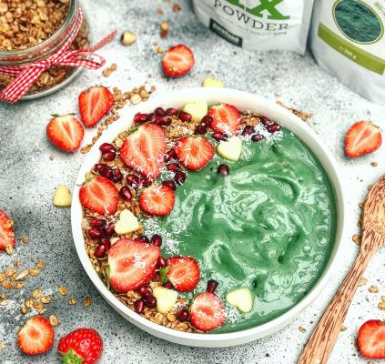 Spirulina bowl