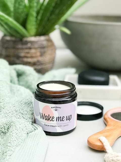 Face Cream for Dry & Sensitive Skin Wake Me Up