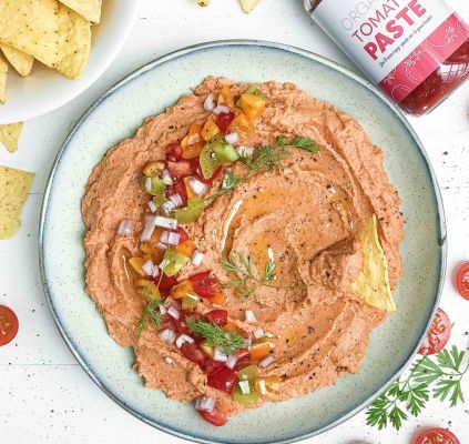 Houmous épicé à la tomate