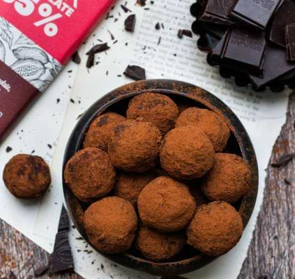 Rauwe cacaotruffels met dadels