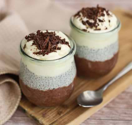 Low-glycemic tiramisu-style chia pudding