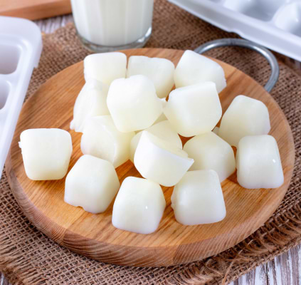 Glaçons de lait de coco pour éviter le gaspillage