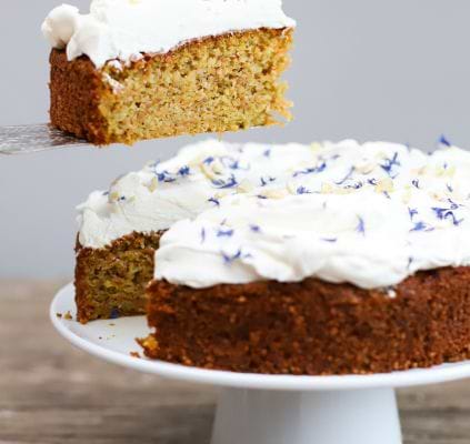 Carrot cake aux noix de cajou, glaçage coco (Recette de Saveurs Green)