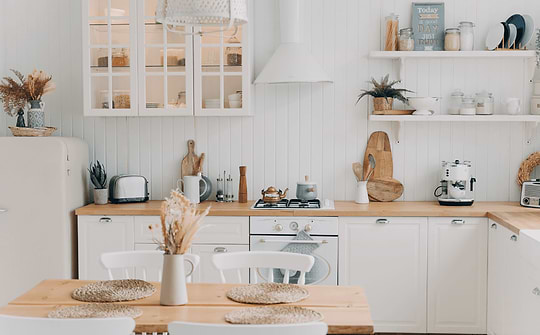 Comment nettoyer toute sa cuisine naturellement ? Nos recettes