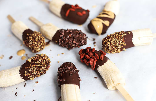 Bananes glacées enrobées de chocolat