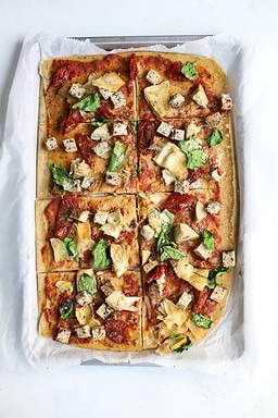 Pizza crêpe aux légumes grillés