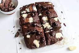 Gâteau anti gaspi aux mini oeufs de Pâques