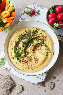Creamy red lentil & lemon spread