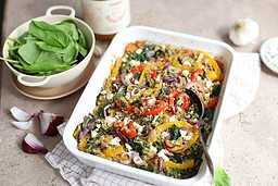 Gratin de quinoa aux légumes rôtis et feta